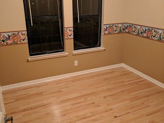 4th image of 1502 Stratford Dr