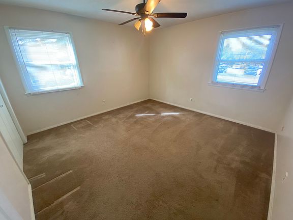 5th image of 1110 N McLean St Unit 3