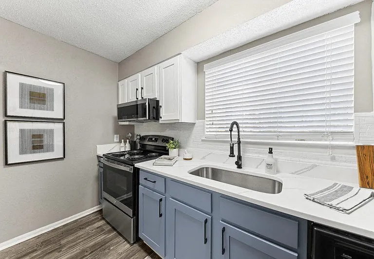 The Kenzie Apartment Homes — Photo 15