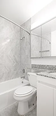 Rented by Mirador Real Estate | media 13