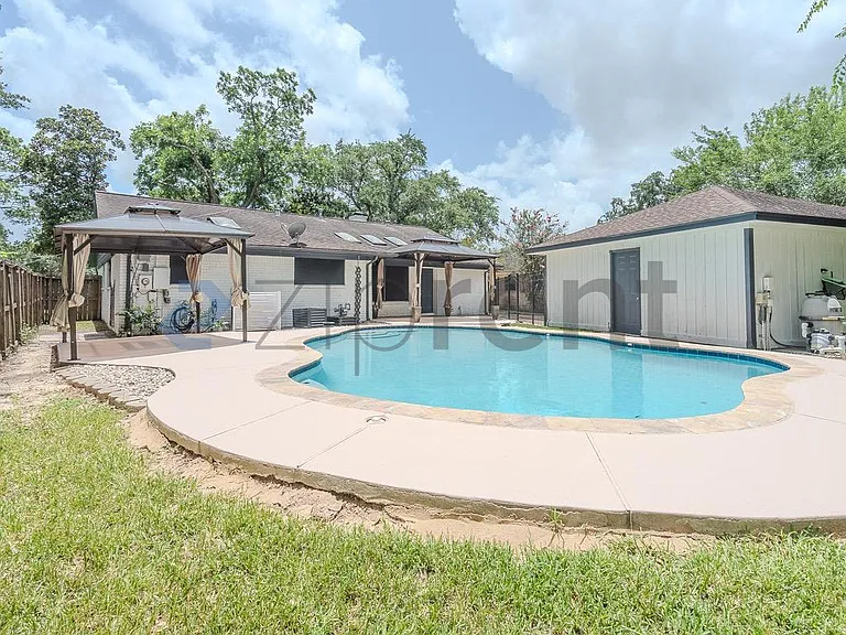 15443 Blackhawk Blvd — Photo 38
