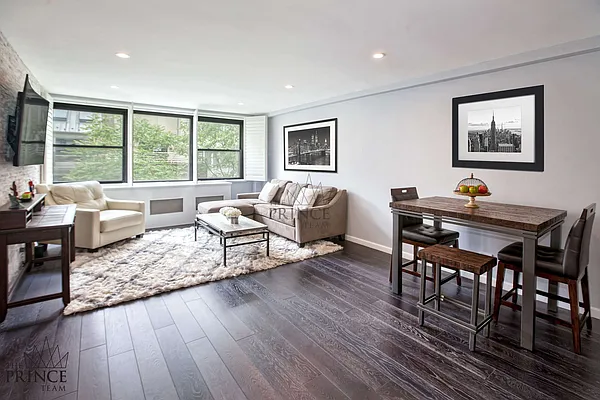 Sold by Compass | media 6