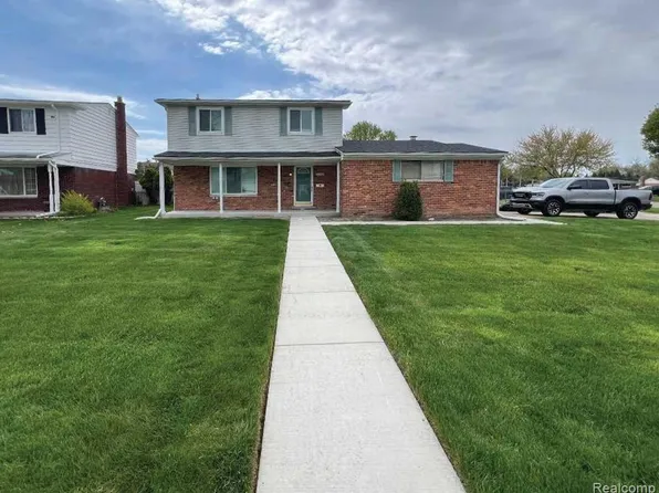 13208 Cloverlawn Dr, Sterling Heights, MI 48312