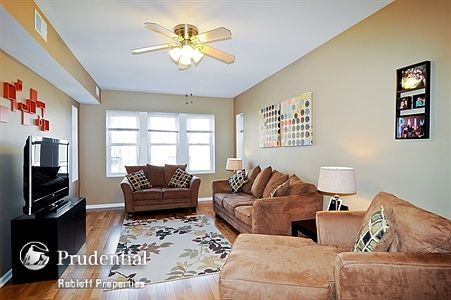 2nd image of 4750 N Washtenaw Ave APT 3