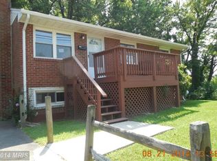 15900 Crest Dr, Woodbridge, VA 22191