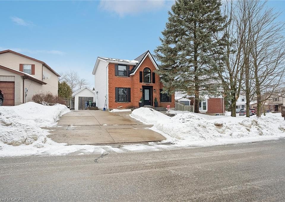 1st image of 33 Chesterton Ln