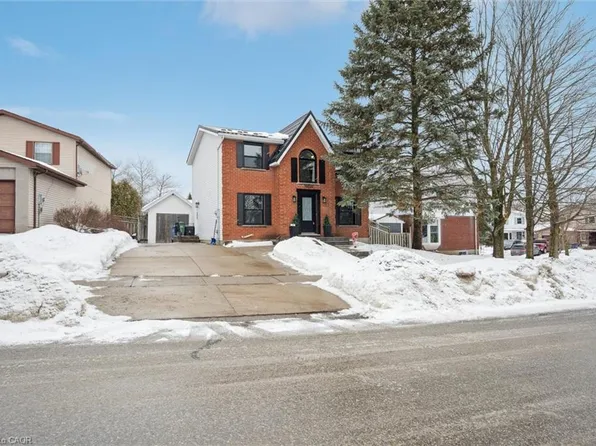33 Chesterton Ln, Guelph, ON N1E 6S8