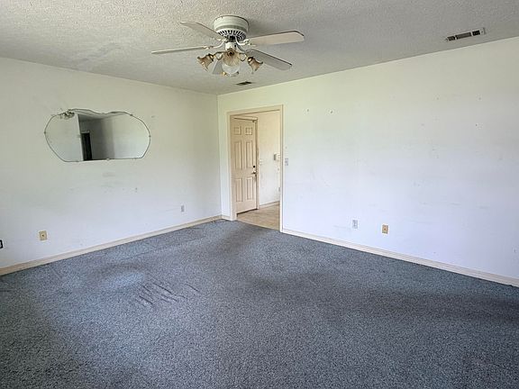 2nd image of 9906 Indian Bluff Rd