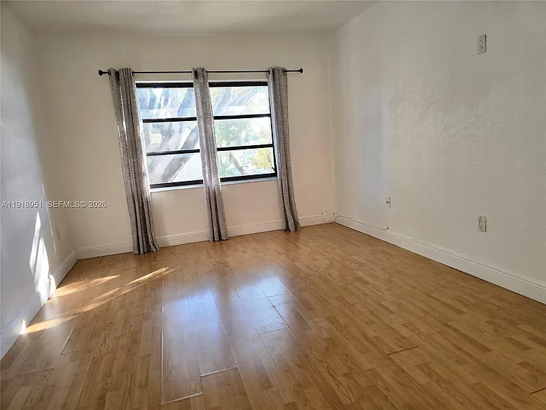 7925 SW 104th St #201-E — Photo 30
