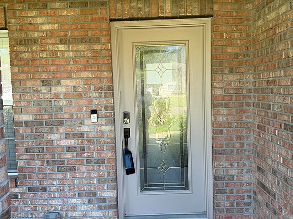 2nd image of 763 ROLAND LAKES Drive