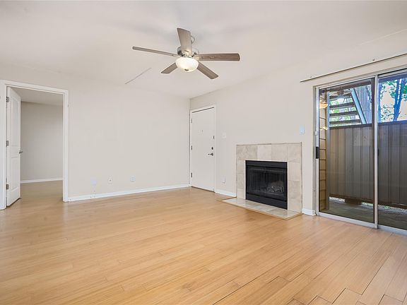 5th image of 3204 Menchaca Rd #105