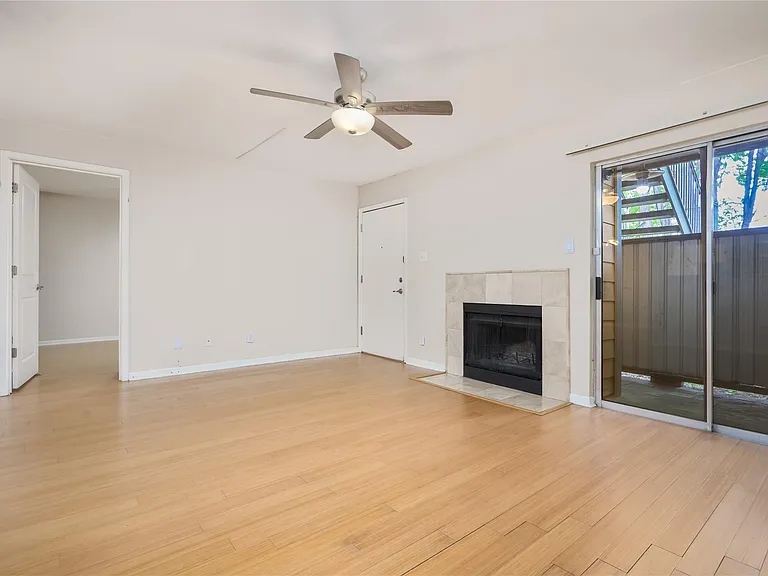 3204 Menchaca Rd #105 — Photo 5