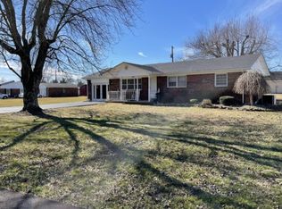 83 Lakeview Dr, Russell Springs, KY 42642