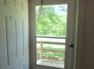 4426 N Farm Rd 141, Springfield, MO 65803