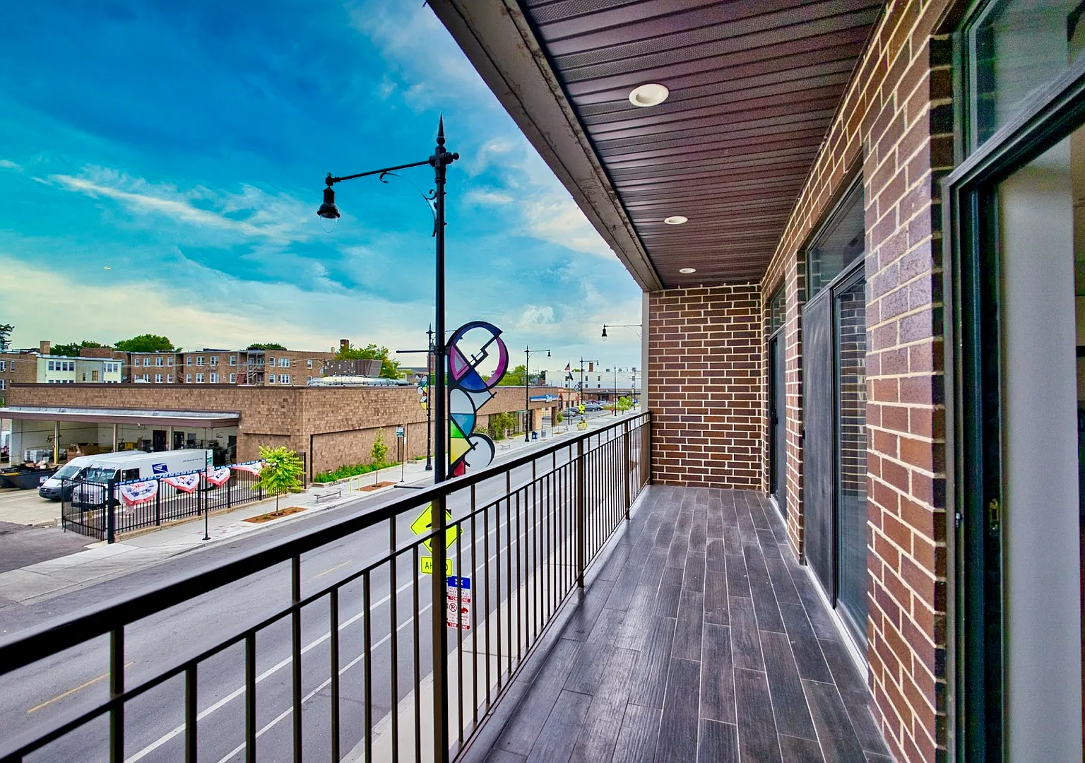 3 bed, 2.5 bath, 1600 sqft, $2,775 — Photo 3