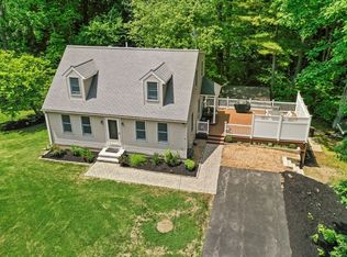 23 Cove Rd, Lunenburg, MA 01462