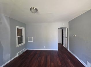 8500 Greenview Ave, Detroit, MI 48228