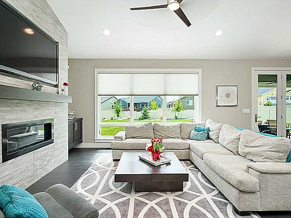 2nd image of 3116 Peregrine Ln