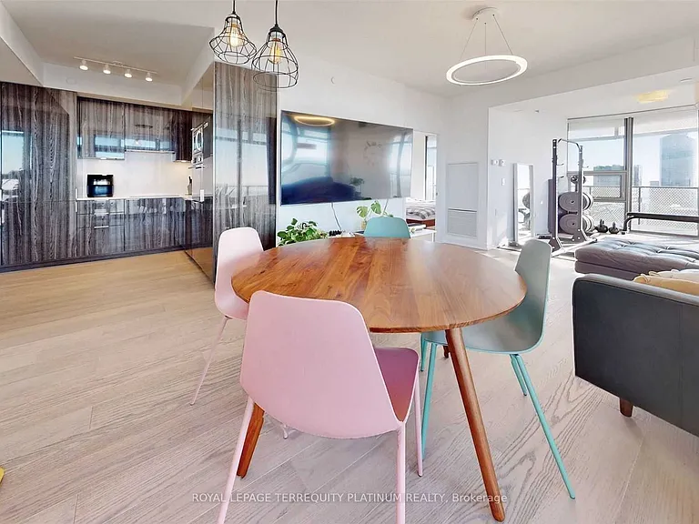 11 Wellesley St W #6005 — Photo 13