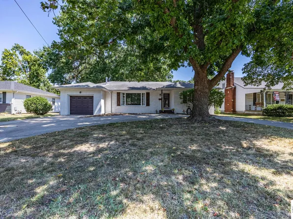 710 S 2nd St, Clinton, MO 64735