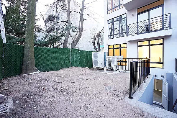 Rented by Urban Pads | media 23