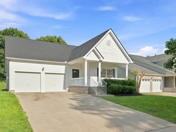1026 Dunrobin Dr, Franklin, TN 37067