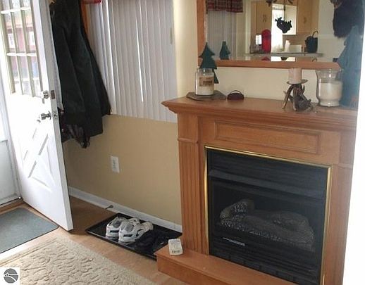 5th image of 2209 Timothy Ln