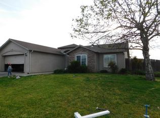 1785 N Cecelia Ave, Fresno, CA