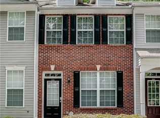 1436 Penhurst Dr, Lawrenceville, GA 30043