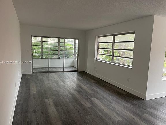 5th image of 19000 NE 3rd Ct APT 421