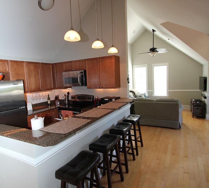 1st image of 204 West Park
