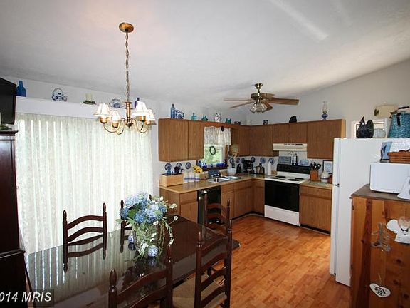 4th image of 17134 Willow Creek Ln