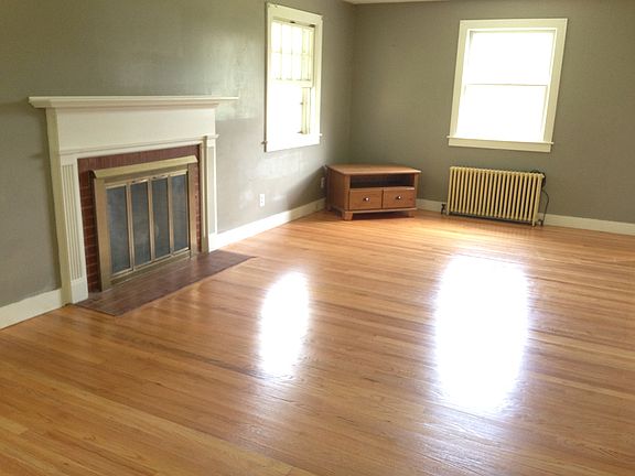 Spacious living room with fireplace
