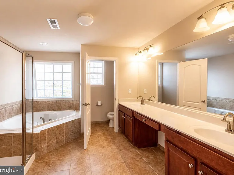 15329 Colonel Tansill Ct — Photo 10