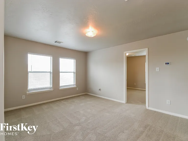 10803 Gold Finch Rd — Photo 13