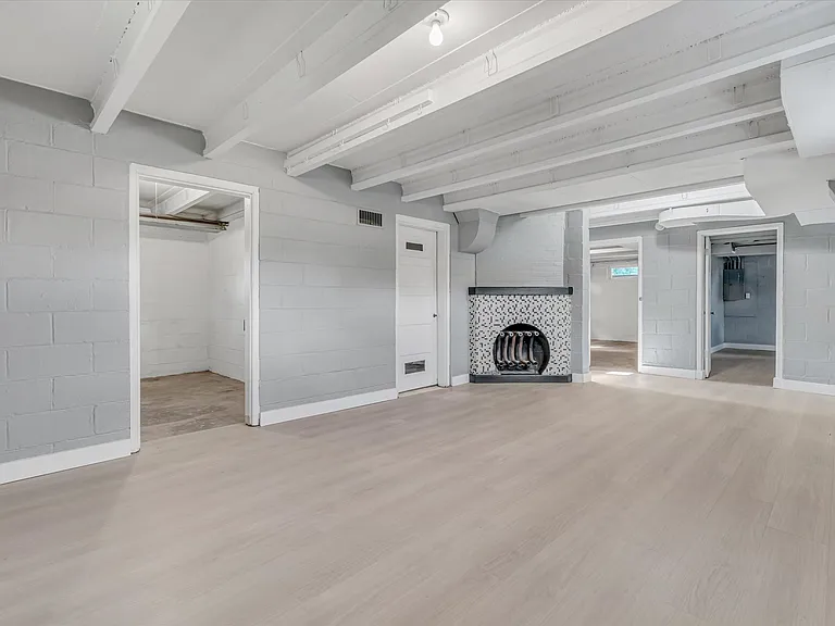 1708 Woodland Ave — Photo 31