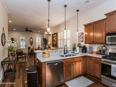 9214 Featherbell Blvd, Prospect, KY, 40059