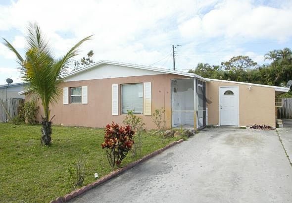 1st image of 1391 Parterre Dr