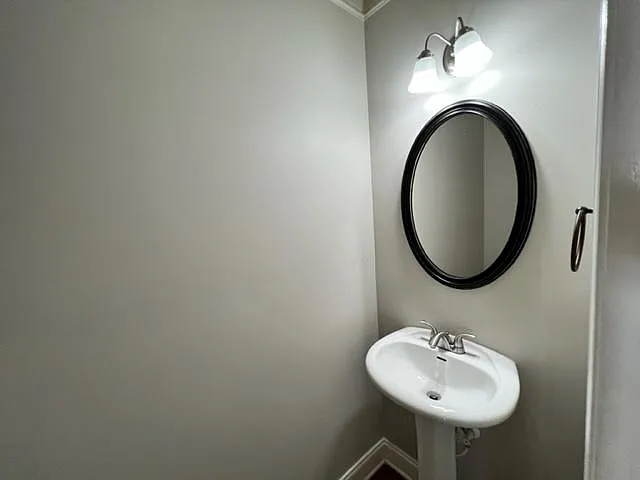 19 Greenfield Dr — Photo 5