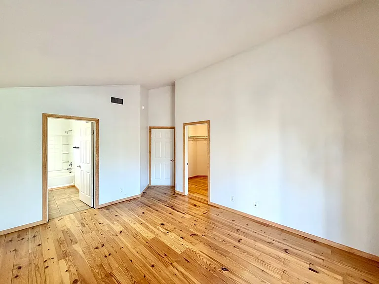 22988 Joaquin Ridge Dr — Photo 15