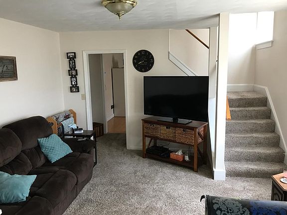 2nd image of 2720 Linden Ave