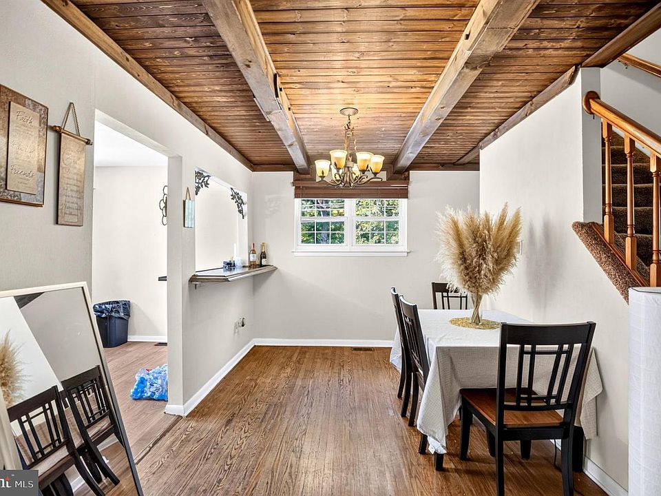 1st image of 101 Laureba Ave