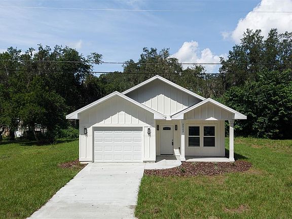 3rd image of 2402 NE 70TH STREET