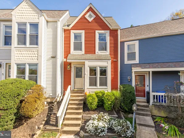 6209 Cool Valley Ct, Alexandria, VA 22310