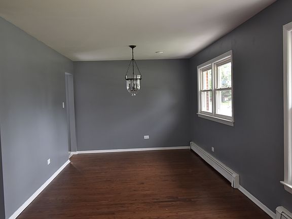 4th image of 9249 McVicker Ave