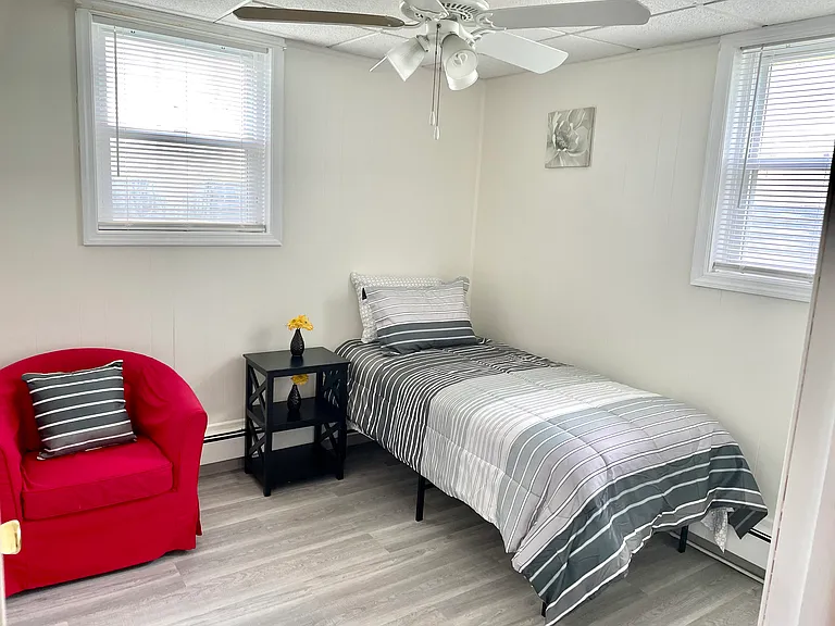 266 Gaston Ave #2 — Photo 16