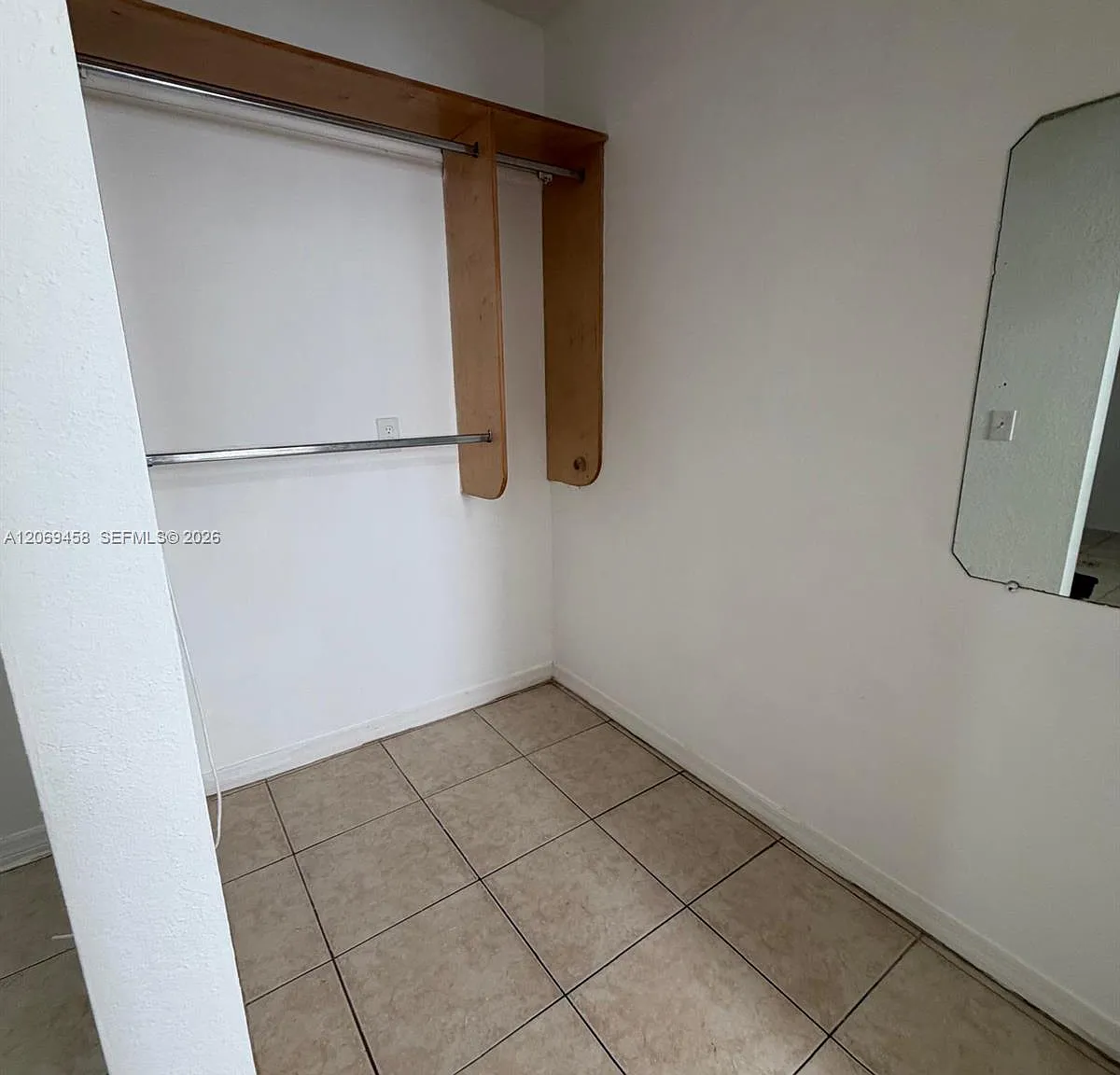 River Lofts Condo — Photo 4