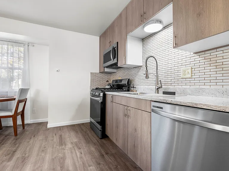 2550 Bordeaux Dr — Photo 19