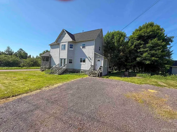 56199 Columbia St, Calumet, MI 49913