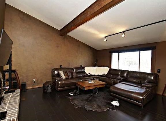 Professional upscale painting